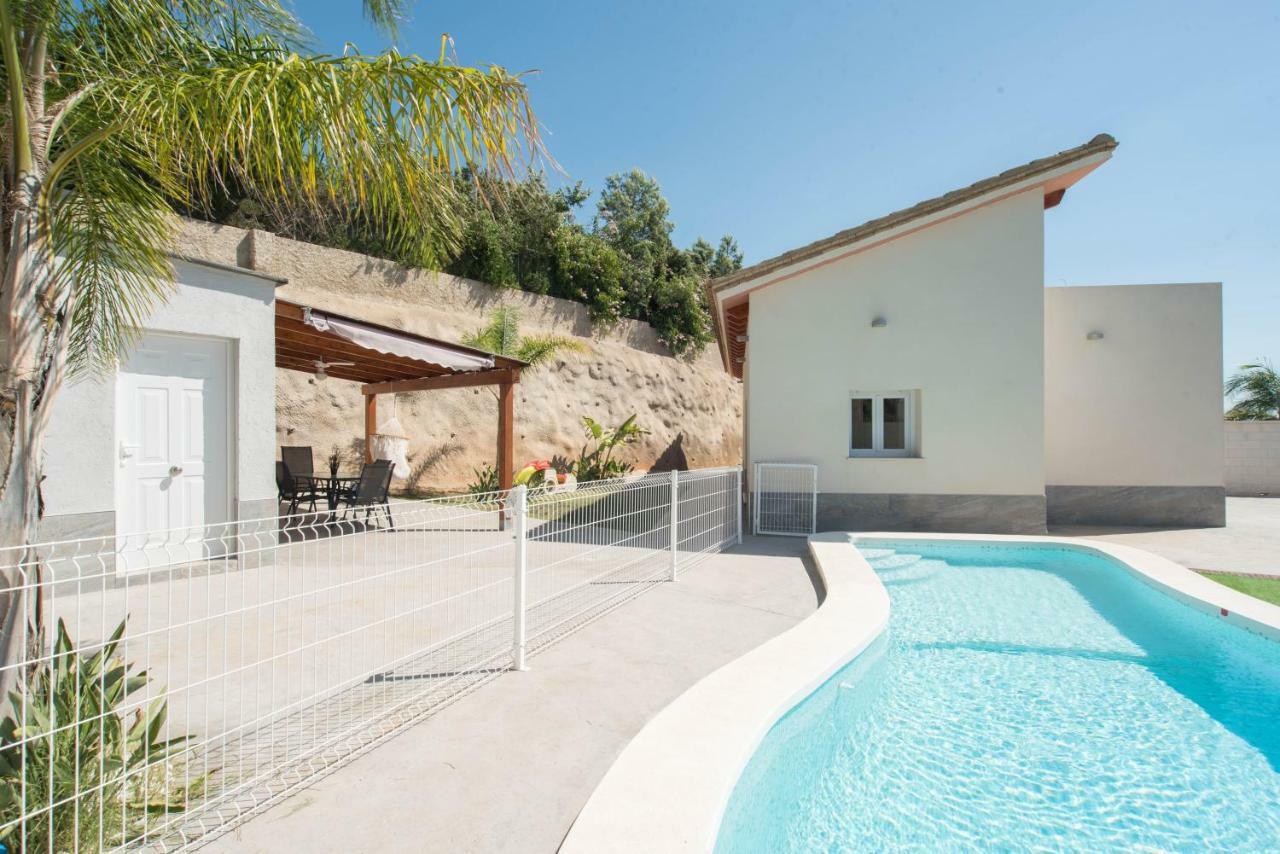 Las Casitas De Noah Monserrat Dış mekan fotoğraf